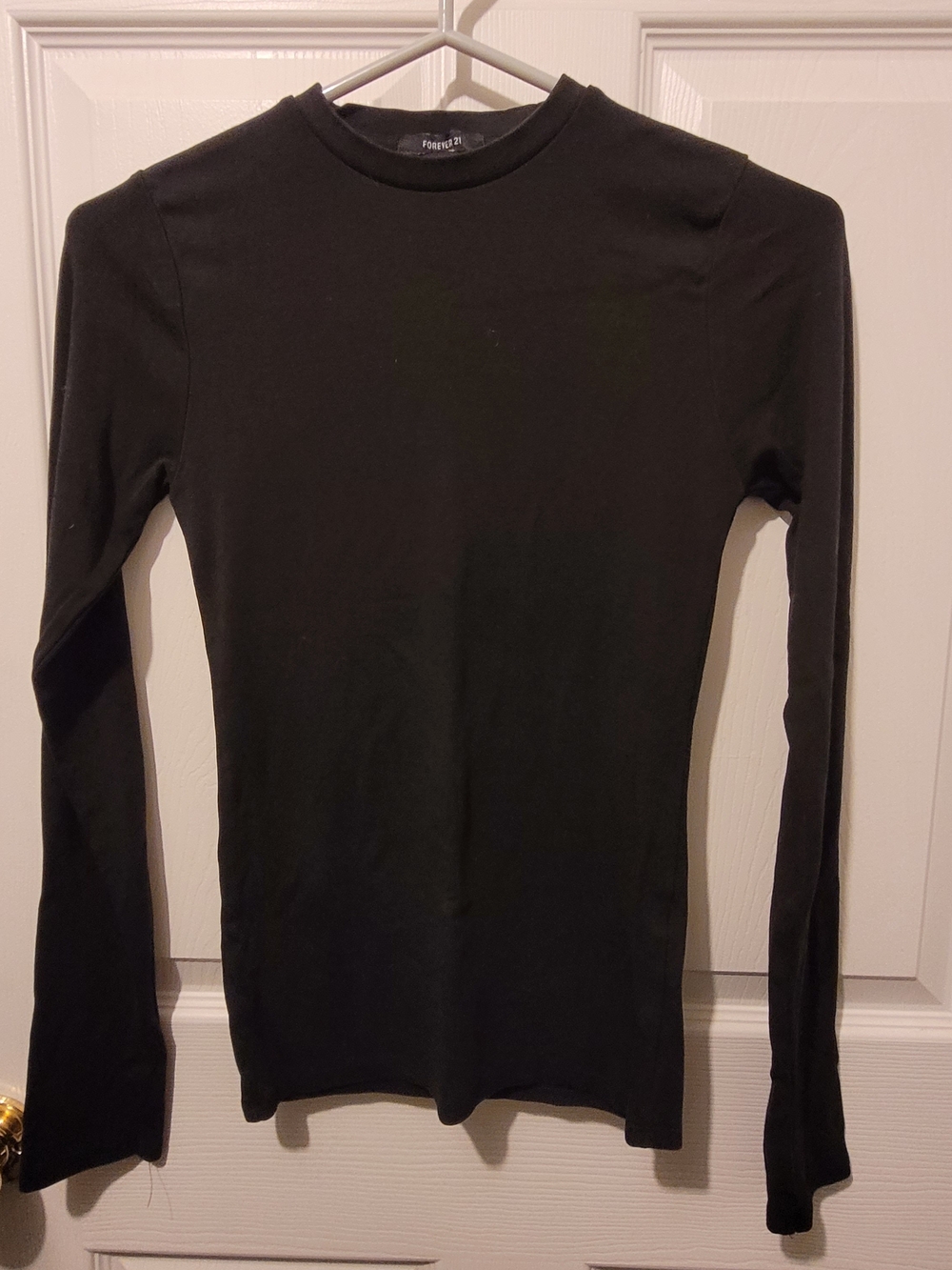 Forever 21 Black Crewneck Long Sleeve Top